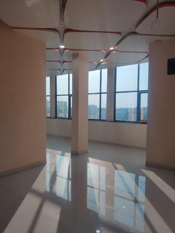 Hotel Hariram Tower Wardha Zewnętrze zdjęcie